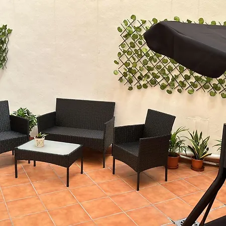 Relaxing With Lovely Patio Appartement *